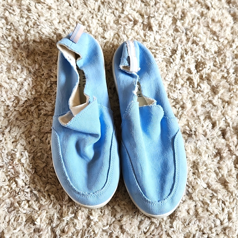 Vionic slip-ons